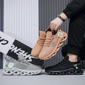 Ultra-light men's running shoes with breathable fly-knit mesh and unique twist hollow soles.