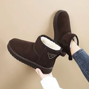 Gefütterte warme Winterstiefel mit Plüschfutter und rutschfester Plateausohle für Outdoor