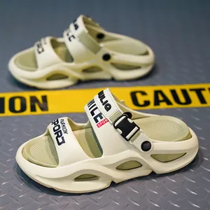 Sandali sportivi da uomo con suola spessa beige e cinturini alla moda per l'estate