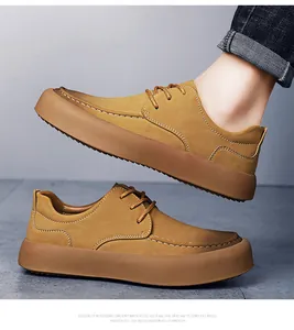 Hochwertige braune Herren Freizeitschuhe aus Leder mit dicker Gummisohle und feinen Nähten