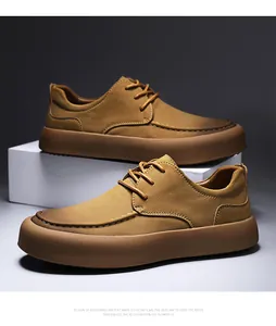 Klassische braune Leder-Freizeitschuhe für Herren mit Vintage-Nähten und Details.
