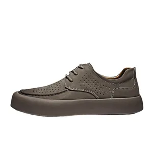 Hochwertige, atmungsaktive braune Herren-Freizeitschuhe aus Leder mit Lochmuster für Sommer