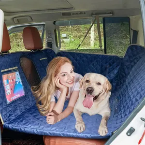 Housse de siège auto imperméable matelassée bleue pour animaux avec une poche tablette