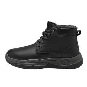 Schwarze hohe Winter-Arbeitsstiefel mit warmem Kunstfellfutter und Lederfinish