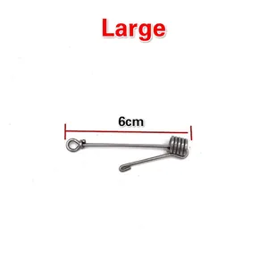 Detail of 6cm large stainless steel parrot foot buckle, ideal for medium-sized birds.