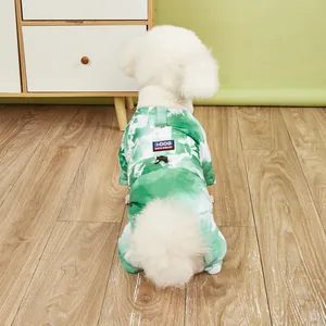 Warmer wattierter grüner Hunde-Wintermantel mit Batikmuster für kleine Hunde