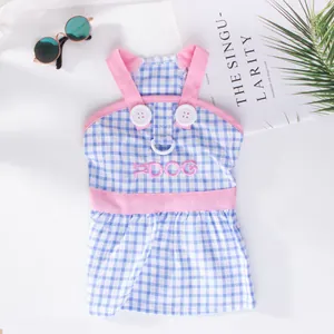 Grazioso vestito per cani a quadretti bianchi e blu con bordo rosa e bottoni bianchi