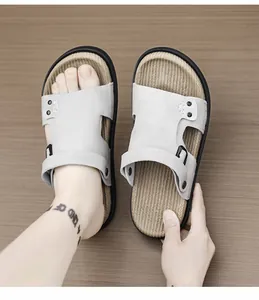 Sandalias de cuero premium para hombre con suelas suaves para máxima comodidad en verano