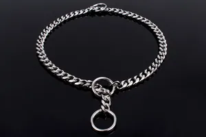 Close-up detail of the heavy duty stainless steel links on a dog P-chain training collar
