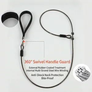 Detailed macro view of the heavy-duty steel wire dog P-chain with a padded handle.