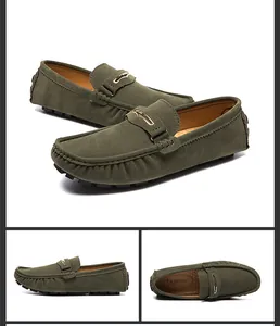 Vues détaillées des mocassins pour hommes en daim vert olive avec boucle en métal
