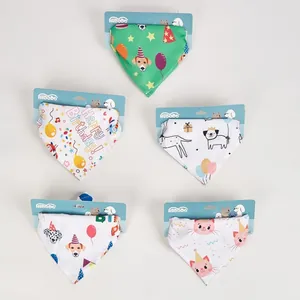 Set di 5 bandane colorate per animali con motivi di compleanno gatto e cane