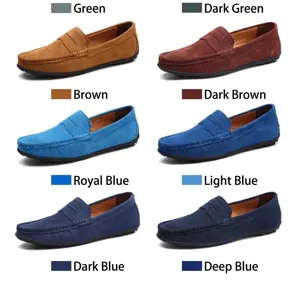 Mocassins en daim de qualité supérieure pour hommes disponibles en plusieurs couleurs vives