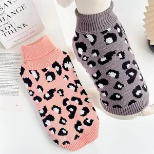 Modische gestrickte Haustierpullover mit Leopardenmuster für kleine Hunde und Katzen