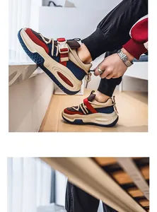Macro de zapatillas de plataforma multicolores con detalles de hebilla y suela gruesa