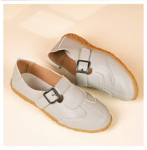Klassische graue Mary Jane Ballerinas mit verstellbarer Schnalle und weicher Gummisohle