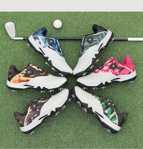 Chaussures de golf professionnelles à pointes avec divers motifs de camouflage.