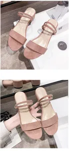 Elegantes sandalias de ante rosa con tacón bajo y diseño versátil de una tira para mujer