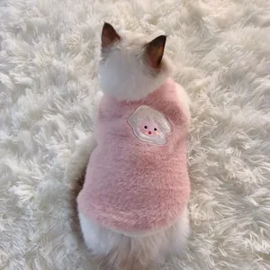 Gilet chaud en peluche rose pour chat avec une jolie broderie de petit mouton mignon