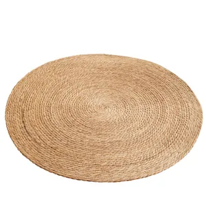 Round natural woven straw cat scratcher mat for claw grinding and durable pet sleeping