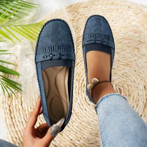 Mocassins Plats Décontractés pour Femmes Sans Lacets Respirants Perforés Décoration de Glands Légers Semelle Souple Chaussures de Marche