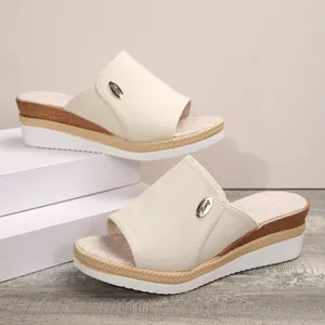 Mules compensées élégantes pour femmes avec semelle plateforme et tige en toile confortable