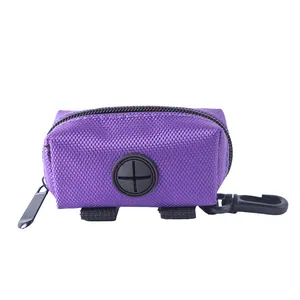 Distributeur de sacs à déjections canines violet avec crochet et sangles de fixation