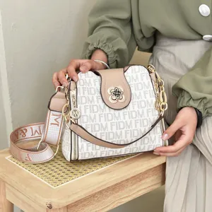 Women Large Capacity PU Leather Bucket Bag Western Vintage Printed Letter Pattern Shoulder Crossbody Bag Fashion Handbag Daily Use