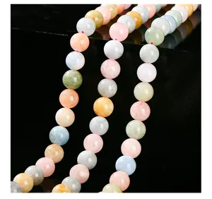 Nahaufnahme von 7A natürlichen Morganit-Rundperlen in Pastellfarben für DIY-Schmuck