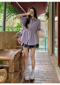 Stylish purple short-sleeve shirt with elastic waist for a slimming summer look