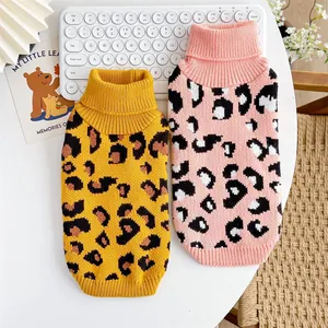 Leopard gemusterte Rollkragen-Strickpullover für kleine Hunde und Katzen in Gelb und Rosa
