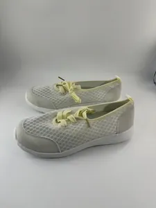 Comfortable women breathable mesh slip-on walking shoes with lightweight flat soles
