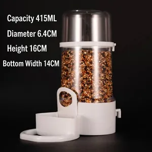 Dettaglio dell'alimentatore automatico per uccelli con capacità di 415 ml e misure precise