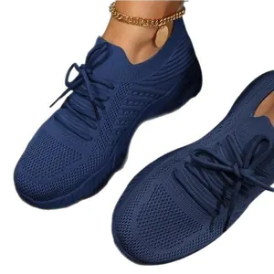 Baskets femme en maille respirante bleu marine avec semelles épaisses et lacets