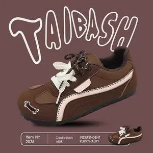 Sneaker retrò marroni stile German Trainer da donna con ricamo a osso unico