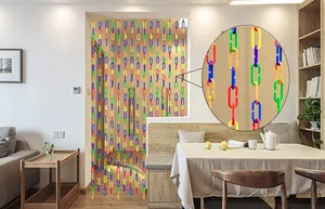 Nahaufnahme bunter Regenbogen Kunststoff C-Clip Glieder für DIY Vogelketten