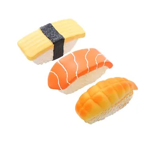 Set de tres juguetes chillones de látex con forma de sushi para masticar e interactuar