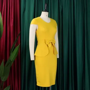 Elegantes gelbes kurzärmeliges Bleistiftkleid mit Schößchen-Taille und Schleifendetail