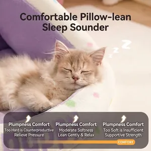 Cama suave de felpa semicerrada para gatos y perros pequeños con gatito durmiendo