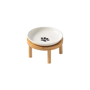 Bol pour animaux en céramique 6 pouces avec motif de patte et support en bambou