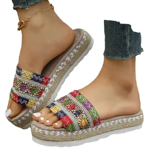 Γυναικείες πλατφόρμες εσπαντρίγιες boho στυλ με πολύχρωμο κεντημένο λουράκι