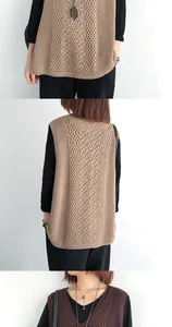 Viste dettagliate del motivo a maglia traforata e scollo a V del gilet retrò da donna