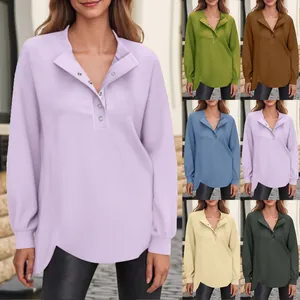 Casual damestop met lange mouwen en henley-kraag in meerdere kleuren met zoom
