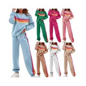 Übersicht Damen Rundhals-Sweatshirt und Jogging-Set mit Regenbogenstreifen in verschiedenen Farben