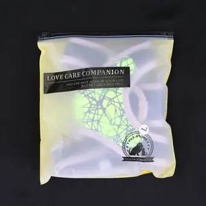 Harnais pour chien vert néon dans un sac jaune dépoli avec fermeture à glissière