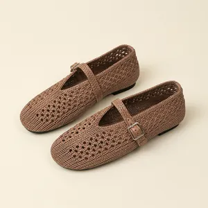 Ballerines Mary Jane vintage en paille tressée marron avec bride réglable pour femmes