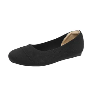 Ballerines en tricot noir confortables pour femmes avec bout rond et tissu respirant.