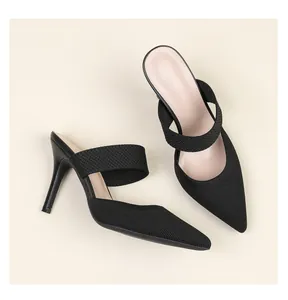 Élégantes mules à talons aiguilles noirs à bout pointu avec bride en maille chic