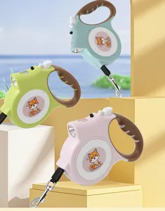 Detail of retractable dog leashes in pastel colors featuring LED light and 5m cord.