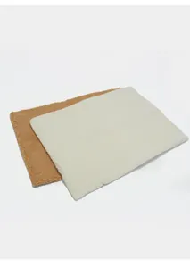 Mantas suaves de lana de cordero para mascotas en colores crema y camello para perros y gatos
